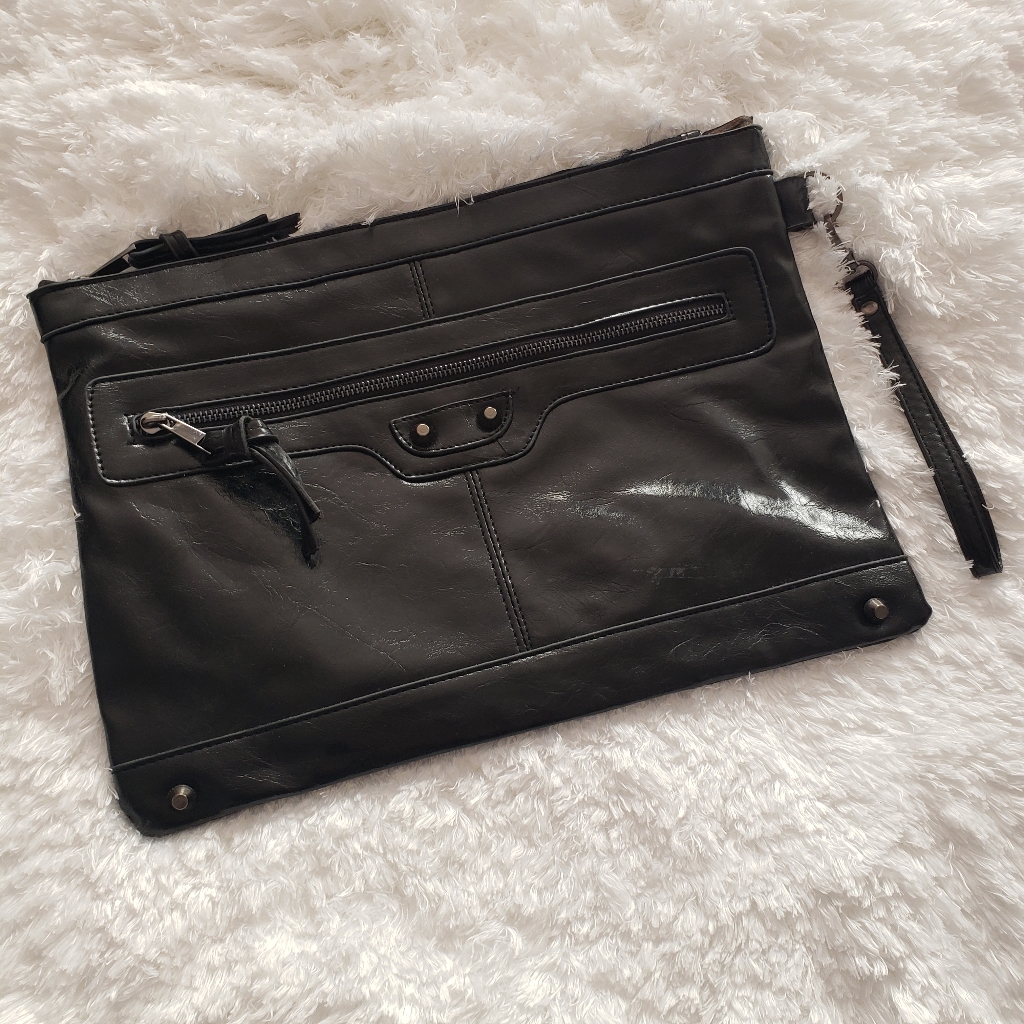 Large Black Clutch Wristlet